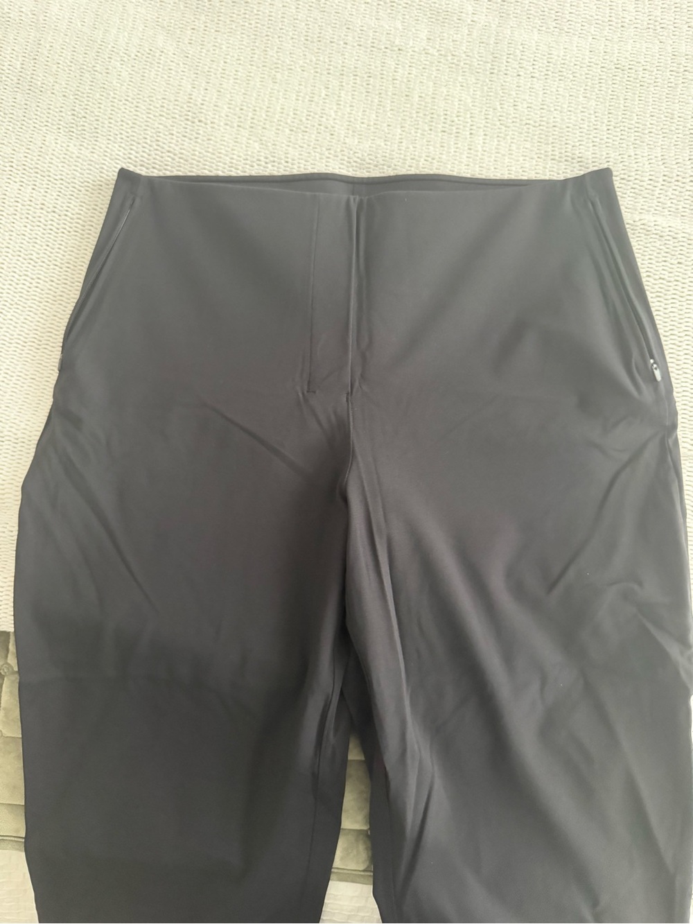 Lululemon black pull on pants